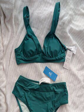 XS Green Bikini NWT CupShe